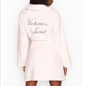 NWT Victoria Secret Plush Robe